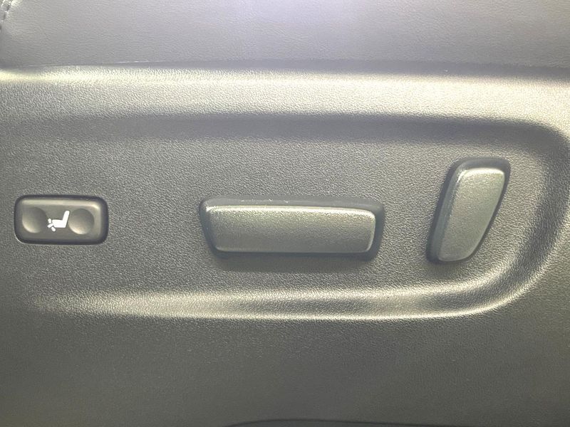 2021 Toyota Alphard 3BA-AGH30W (UW-6a72a82dbef2c)[29]