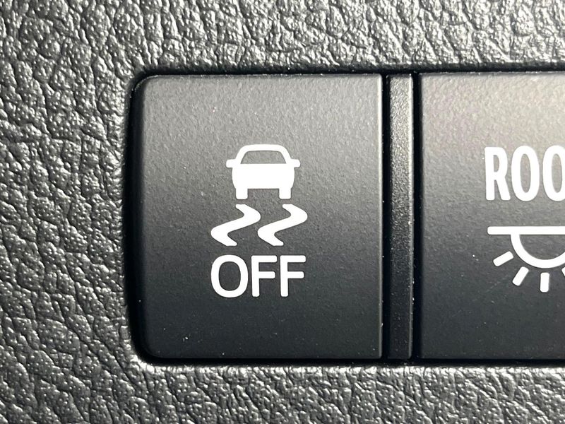 2010 Toyota Vellfire DBA-ANH20W (UW-6a72a83c95a65)[7]