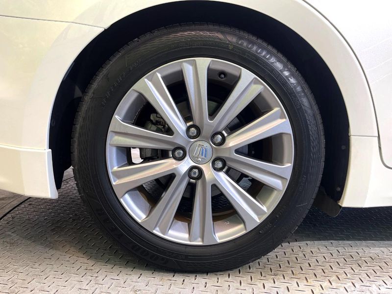 2015 Toyota Crown Hybrid DAA-AWS210 (UW-6a72a845a0002)[15]