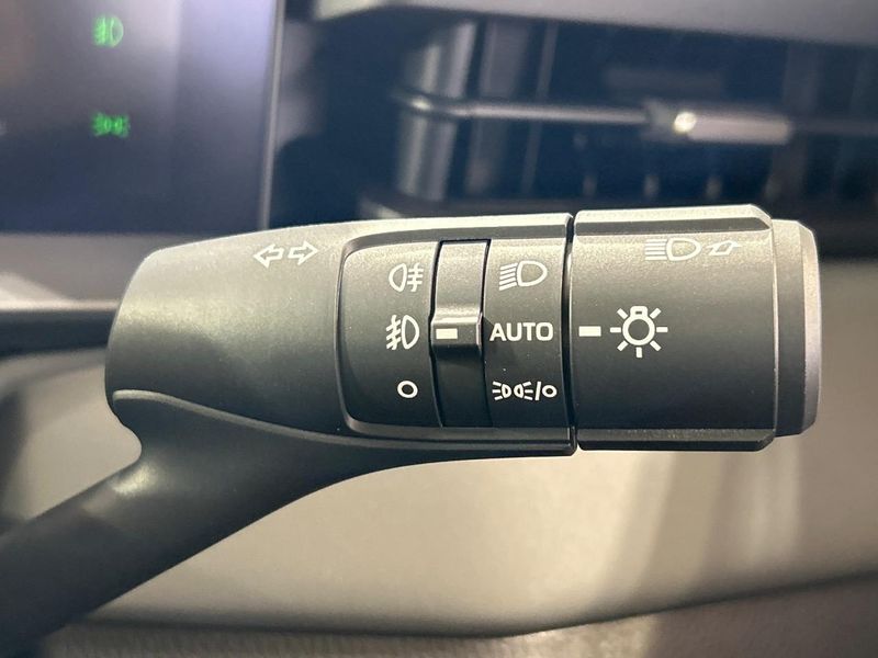2026 Toyota RAV4 6AA-AXAN64 (UW-6a72a84e02a3e)[8]