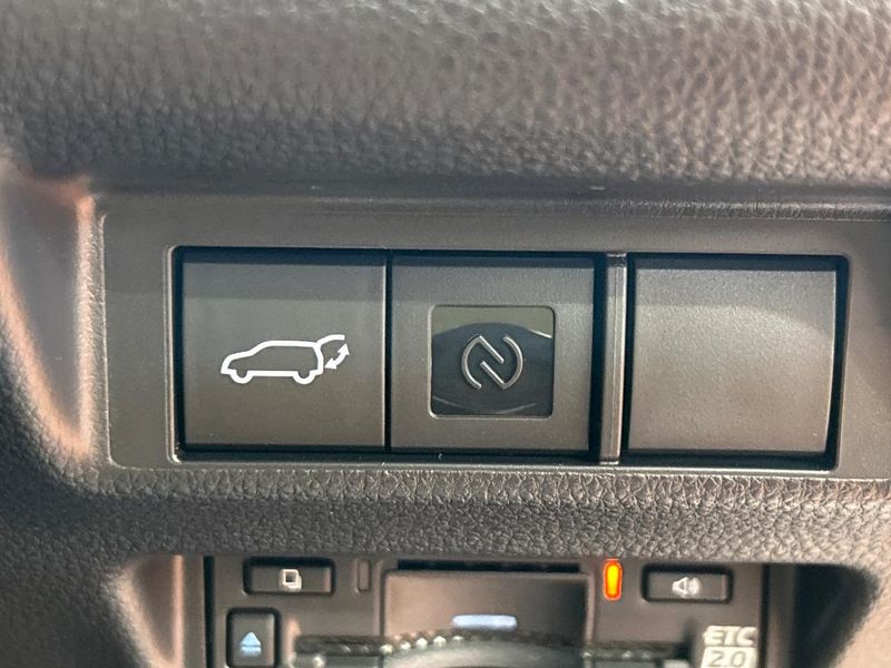 2026 Toyota RAV4 6AA-AXAN64 (UW-6a72a84e02a3e)[6]