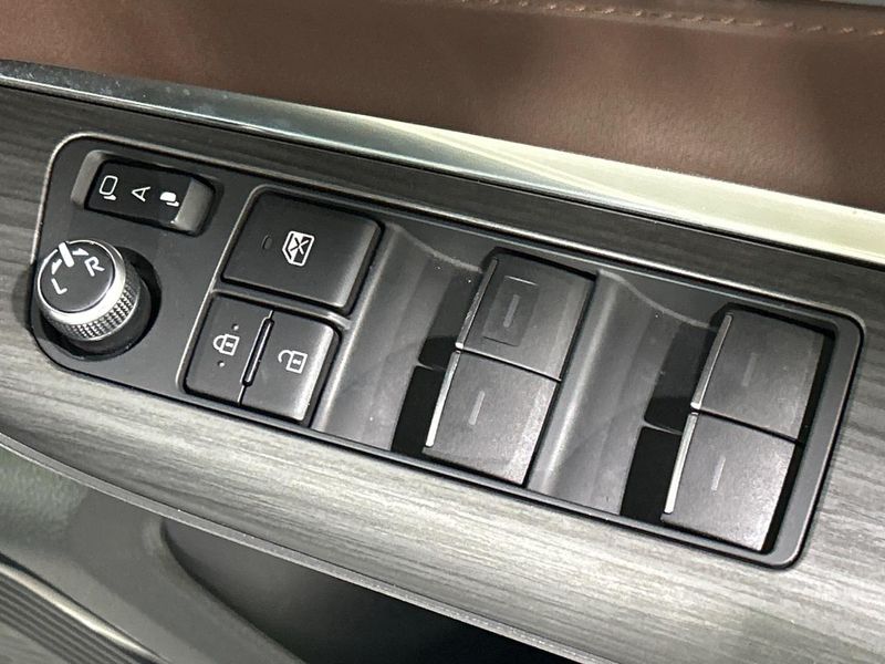 2020 Toyota Harrier Hybrid 6AA-AXUH85 (UW-6a72a85a46893)[19]