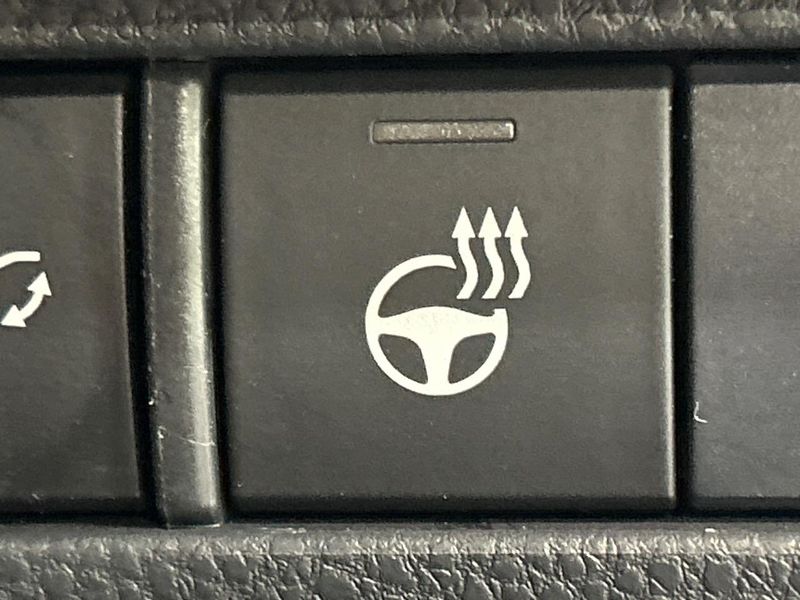 2020 Toyota Harrier Hybrid 6AA-AXUH85 (UW-6a72a85a46893)[24]