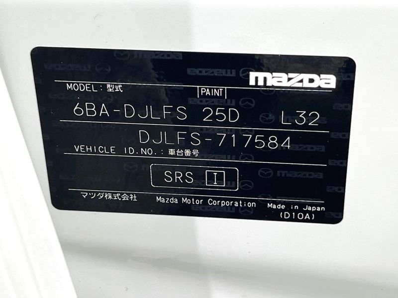 2020 Mazda Mazda2 6BA-DJLFS (UW-6a72a8c13cb02)[1]