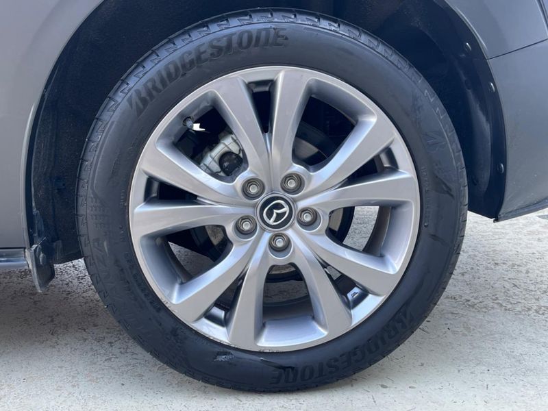 2022 Mazda CX-30 5AA-DMEJ3P (UW-6a72a8c78f4e5)[8]