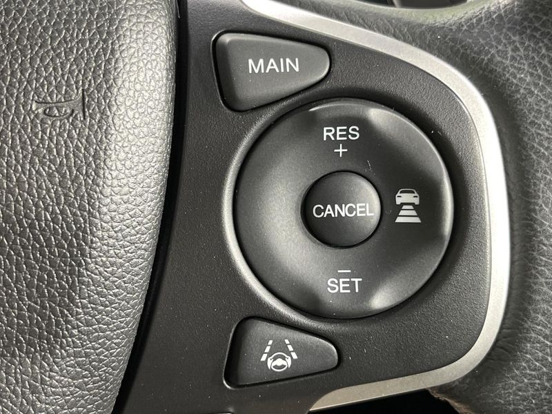 2017 Honda Freed hybrid DAA-GB8 (UW-6a72a8ee9cdbf)[26]