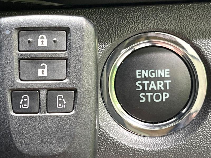 2025 Toyota Hiace Van 3DF-GDH201V (UW-6a72a8f0b7a48)[20]