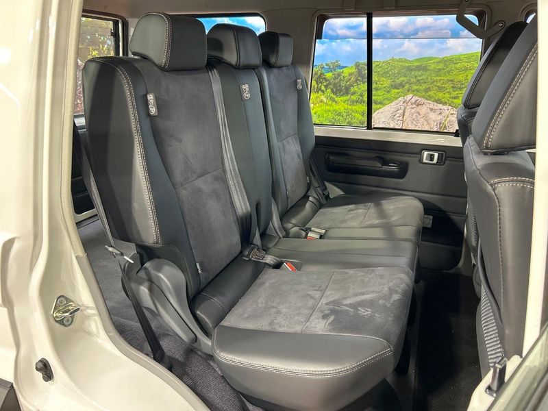 2025 Toyota Land Cruiser 70 3DA-GDJ76W (UW-6a72a8f5d1c82)[15]