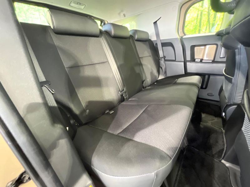 2016 Toyota FJ CRUISER CBA-GSJ15W (UW-6a72a91bee69e)[19]