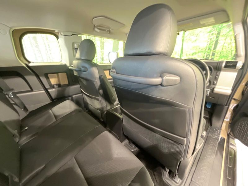 2016 Toyota FJ CRUISER CBA-GSJ15W (UW-6a72a91bee69e)[18]