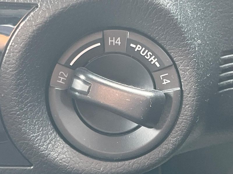 2023 Toyota Hilux 3DF-GUN125 (UW-6a72a92991f5d)[17]