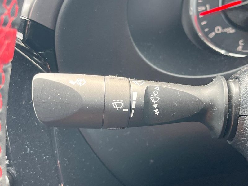 2023 Toyota Hilux 3DF-GUN125 (UW-6a72a92991f5d)[11]