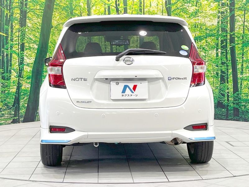 2017 Nissan Note DAA-HE12 (UW-6a72a9382d643)[15]
