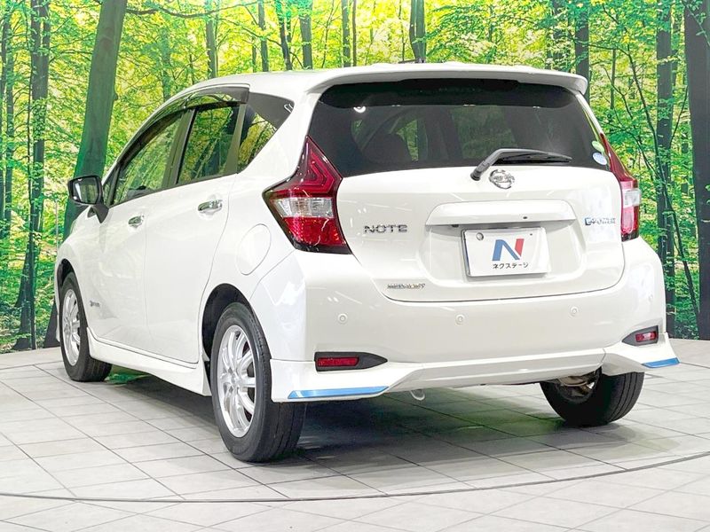 2017 Nissan Note DAA-HE12 (UW-6a72a9382d643)[14]