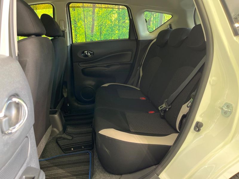 2017 Nissan Note DAA-HE12 (UW-6a72a9390ac0c)[9]