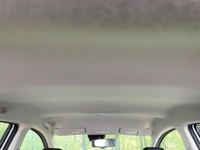 2019 Nissan Note DAA-HE12 (UW-6a72a93bc1880)[27]