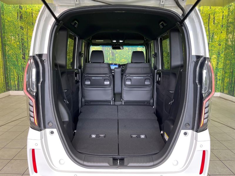 2022 Honda N-BOX CUSTOM 6BA-JF3 (UW-6a72a98d62dcb)[19]