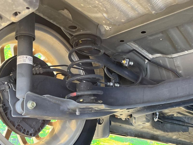 2022 Honda N-BOX CUSTOM 6BA-JF3 (UW-6a72a99064191)[17]