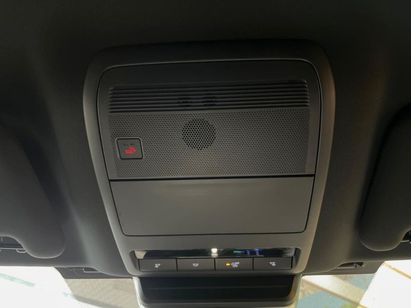 2025 Mazda CX-80 3DA-KL3P (UW-6a72a9de13a2d)[25]