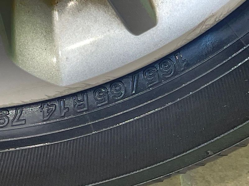 2017 Toyota Roomy DBA-M900A (UW-6a72aa3ca5140)[29]