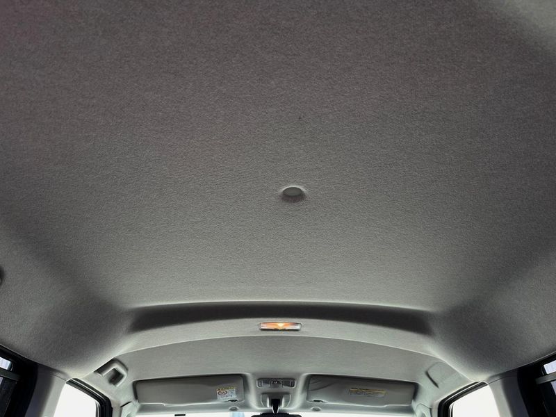 2017 Toyota Roomy DBA-M900A (UW-6a72aa3df0f50)[25]