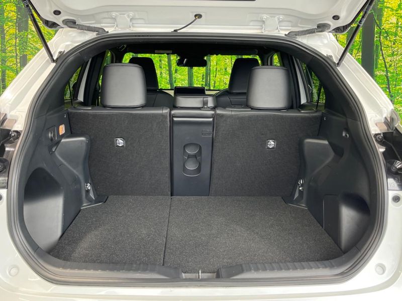 2024 Toyota Yaris Cross 5BA-MXPB10 (UW-6a72aac7742b2)[17]