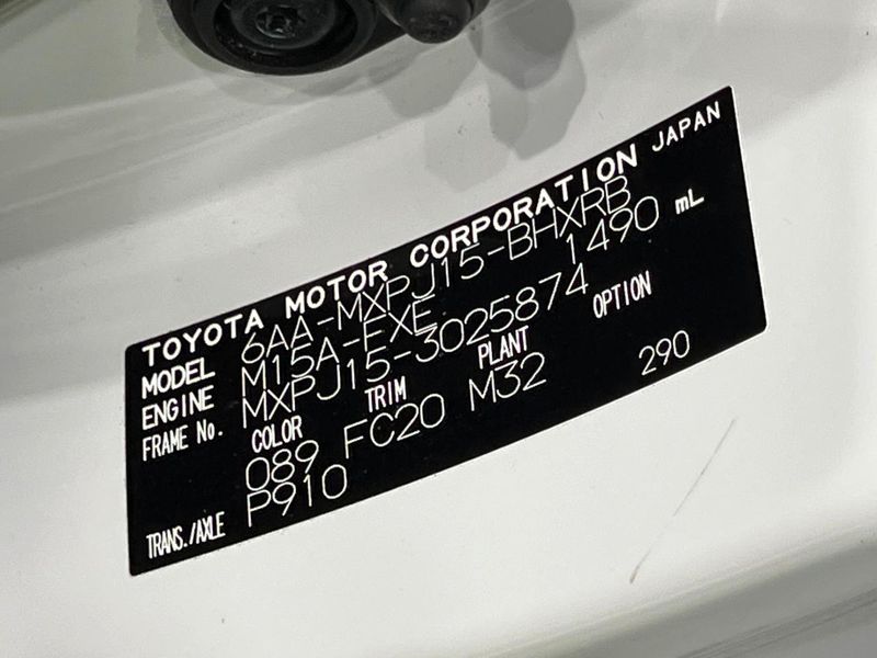 2023 Toyota Yaris Cross 6AA-MXPJ15 (UW-6a72aad8bdf68)[1]