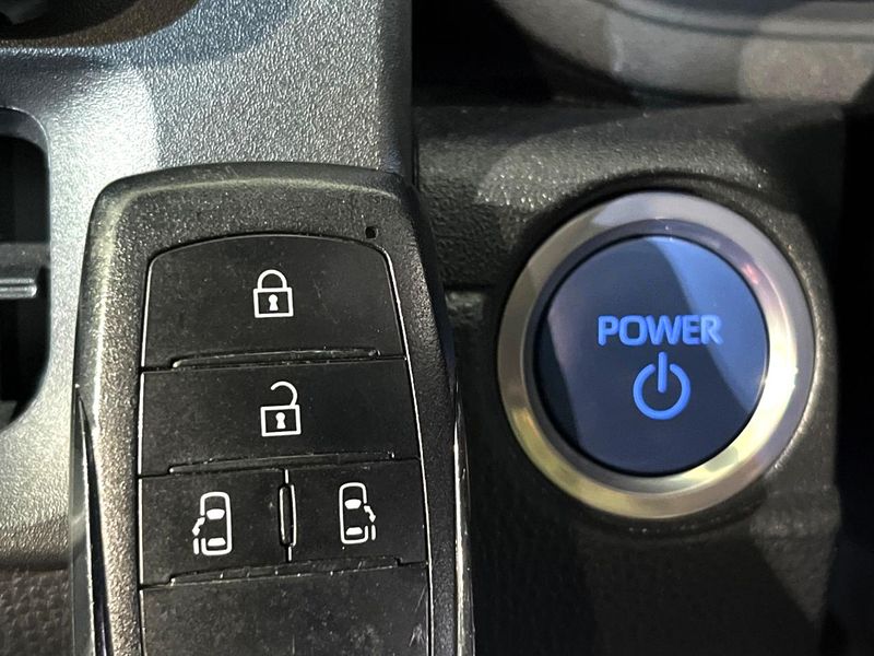 2023 Toyota Sienta 6AA-MXPL10G (UW-6a72aae08f3e8)[13]