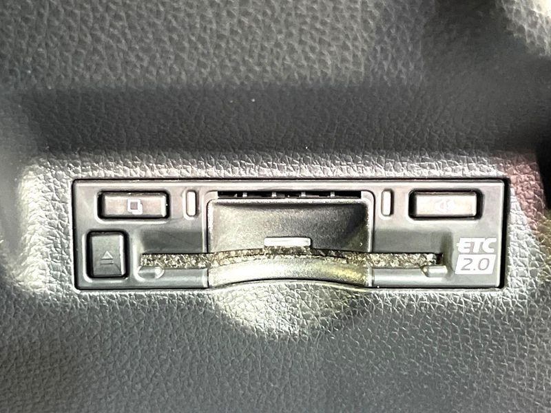 2023 Toyota Sienta 6AA-MXPL10G (UW-6a72aae08f3e8)[12]