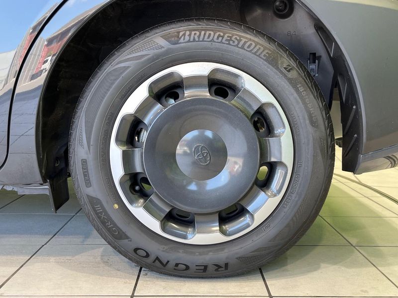 2023 Toyota Sienta 6AA-MXPL10G (UW-6a72aae38c4aa)[12]