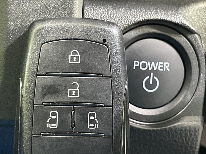 2024 Toyota Sienta 6AA-MXPL10G (UW-6a72aae536837)[5]