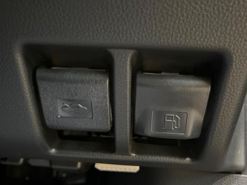 2023 Toyota Harrier 6BA-MXUA80 (UW-6a72aaf333834)[21]