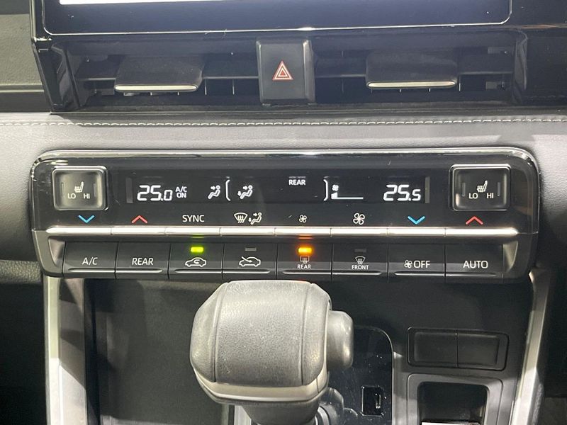 2023 Toyota Noah 6BA-MZRA90W (UW-6a72ab07e4e6d)[21]
