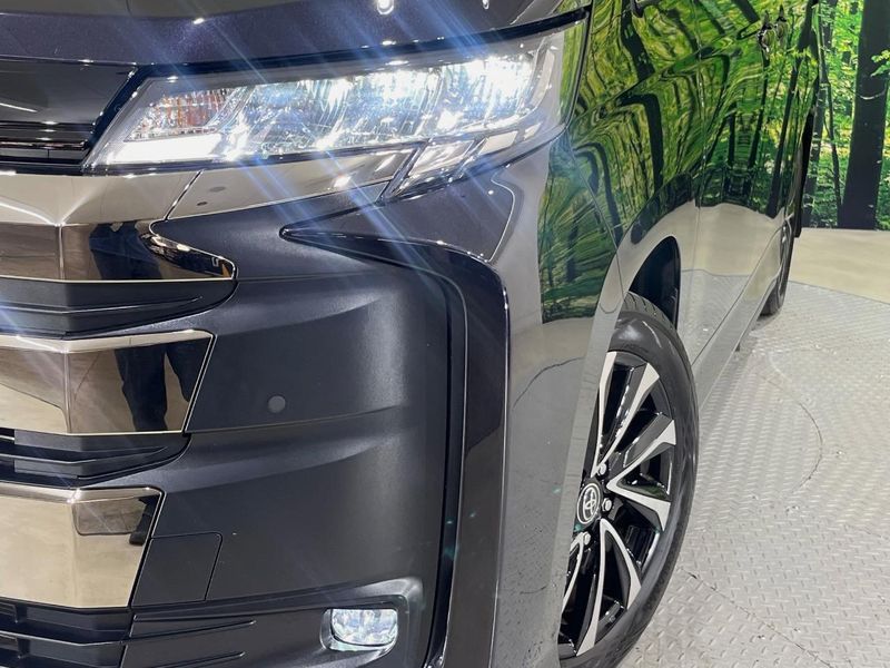 2023 Toyota Noah 6BA-MZRA90W (UW-6a72ab0805e8a)[4]