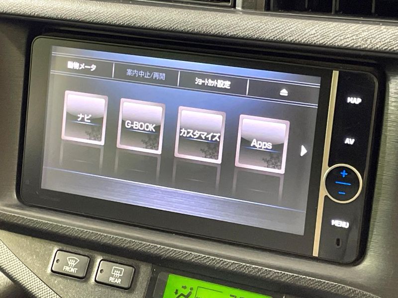 2013 Toyota Aqua DAA-NHP10 (UW-6a72ab1cc5911)[18]