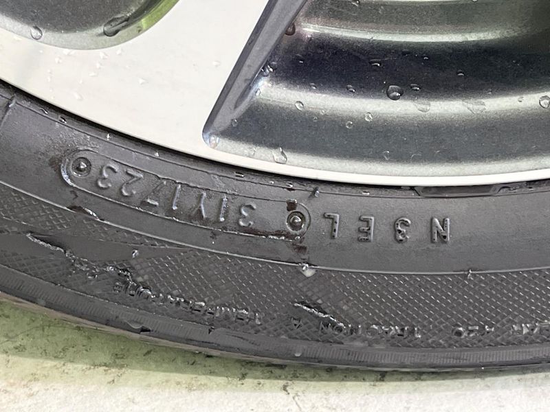 2019 Toyota Aqua DAA-NHP10H (UW-6a72ab2510736)[5]