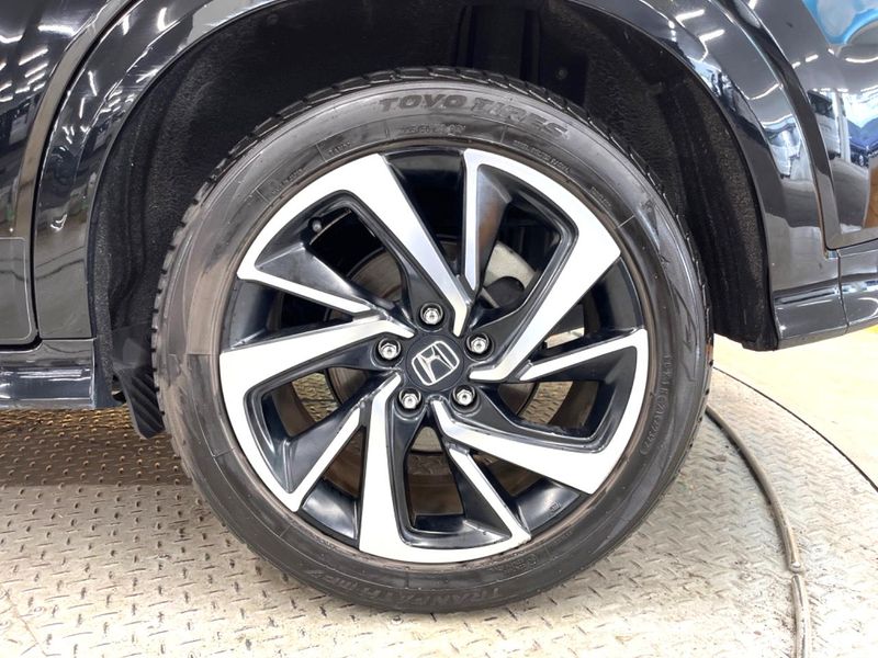 2017 Honda Vezel DAA-RU3 (UW-6a72ab5334dae)[20]