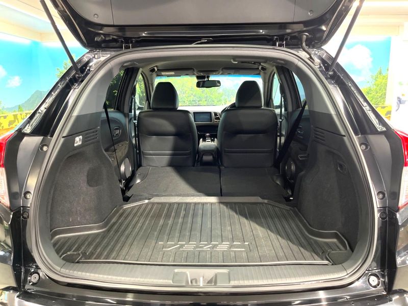 2017 Honda Vezel DAA-RU3 (UW-6a72ab5334dae)[9]