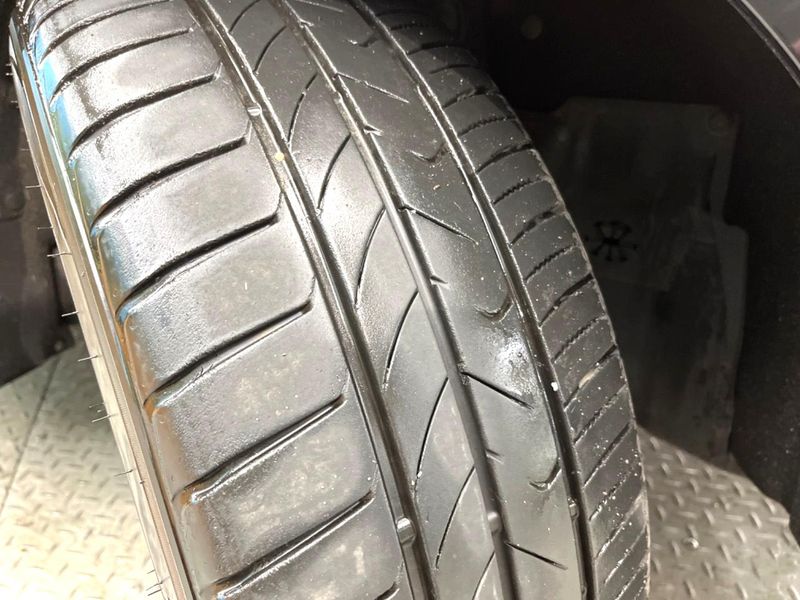 2017 Honda Vezel DAA-RU3 (UW-6a72ab5334dae)[14]