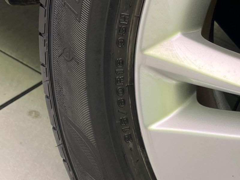 2018 Honda Vezel DAA-RU4 (UW-6a72ab567089d)[17]