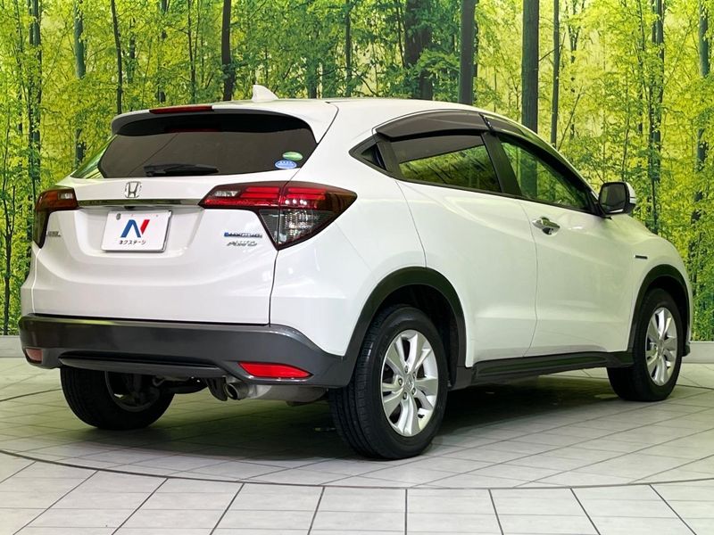2018 Honda Vezel DAA-RU4 (UW-6a72ab567089d)[8]