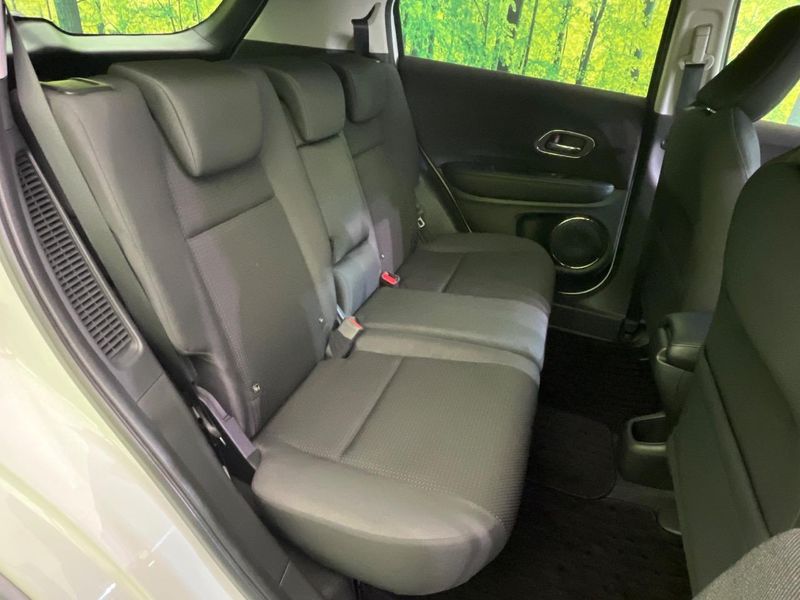 2018 Honda Vezel DAA-RU4 (UW-6a72ab567089d)[22]