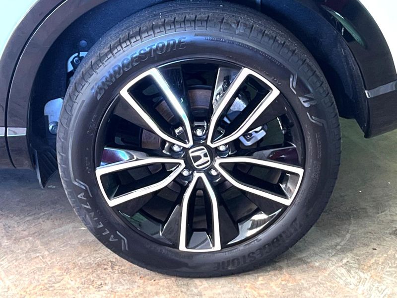 2025 Honda Vezel 6AA-RV5 (UW-6a72ab619e3fd)[8]
