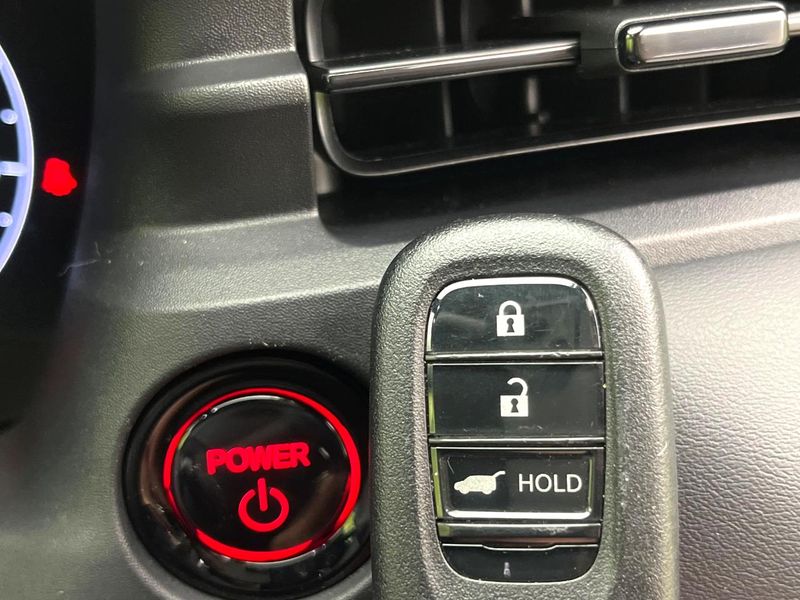 2024 Honda Vezel 6AA-RV5 (UW-6a72ab621421c)[9]