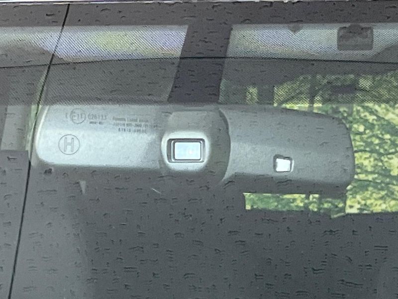 2015 Toyota Voxy DBA-ZRR80G (UW-6a72abd57965f)[19]
