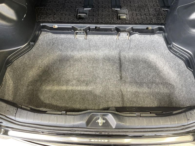 2021 Toyota Voxy 3BA-ZRR80W (UW-6a72abe73e393)[21]