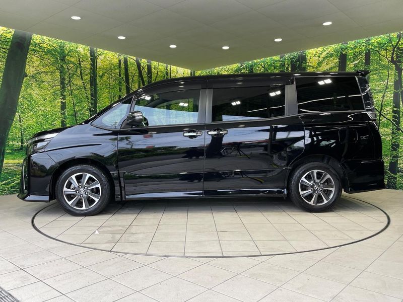 2021 Toyota Voxy 3BA-ZRR80W (UW-6a72abe73e393)[12]