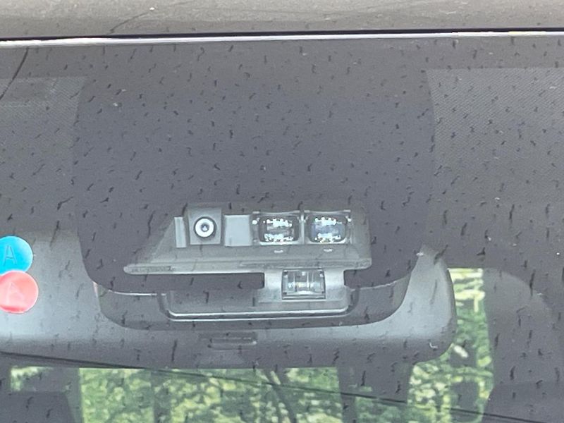 2021 Toyota Voxy 3BA-ZRR80W (UW-6a72abe73e393)[9]