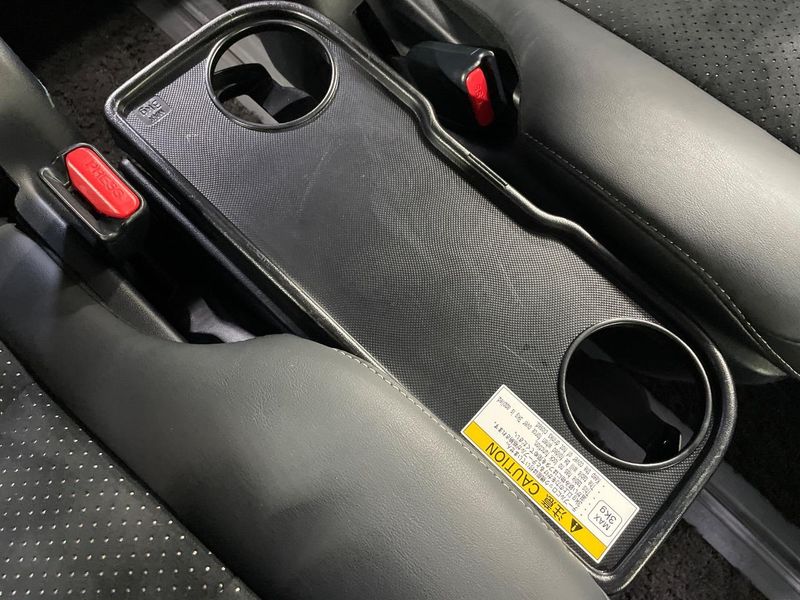 2021 Toyota Voxy 3BA-ZRR80W (UW-6a72abe73e393)[27]