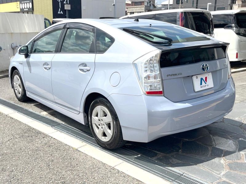 2010 Toyota Prius DAA-ZVW30 (UW-6a72abfa2fb95)[16]